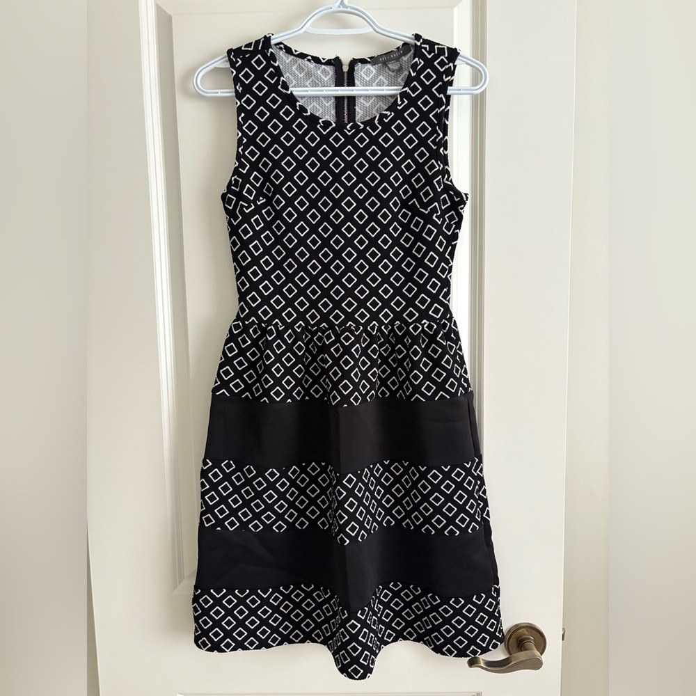 Suzy Shier Black and White Patterned Mini Dress